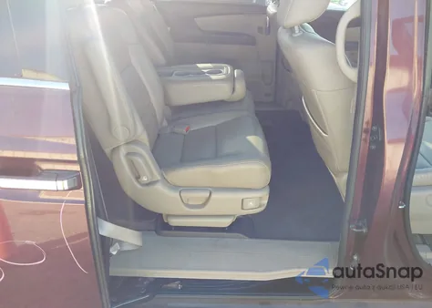 2015 Honda Odyssey Touring/Touring Elite z USA, uszkodzony, nr VIN 5FNRL5H97FB080762